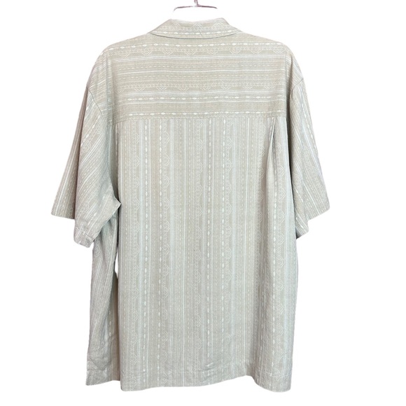 Bermuda Bay 100% Silk Light Tan Button Down Short Sleeve Shirt Men's Size XL - Picture 2 of 14